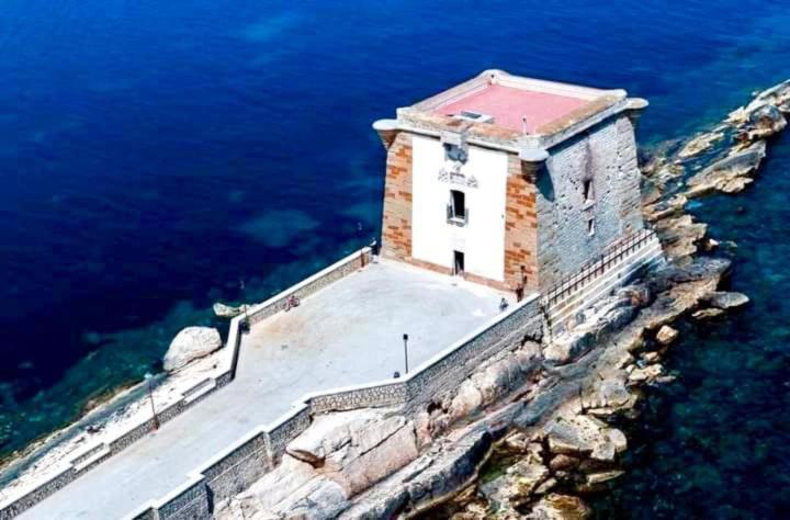 Casa Vacanze Ulisse Trapani Exterior foto