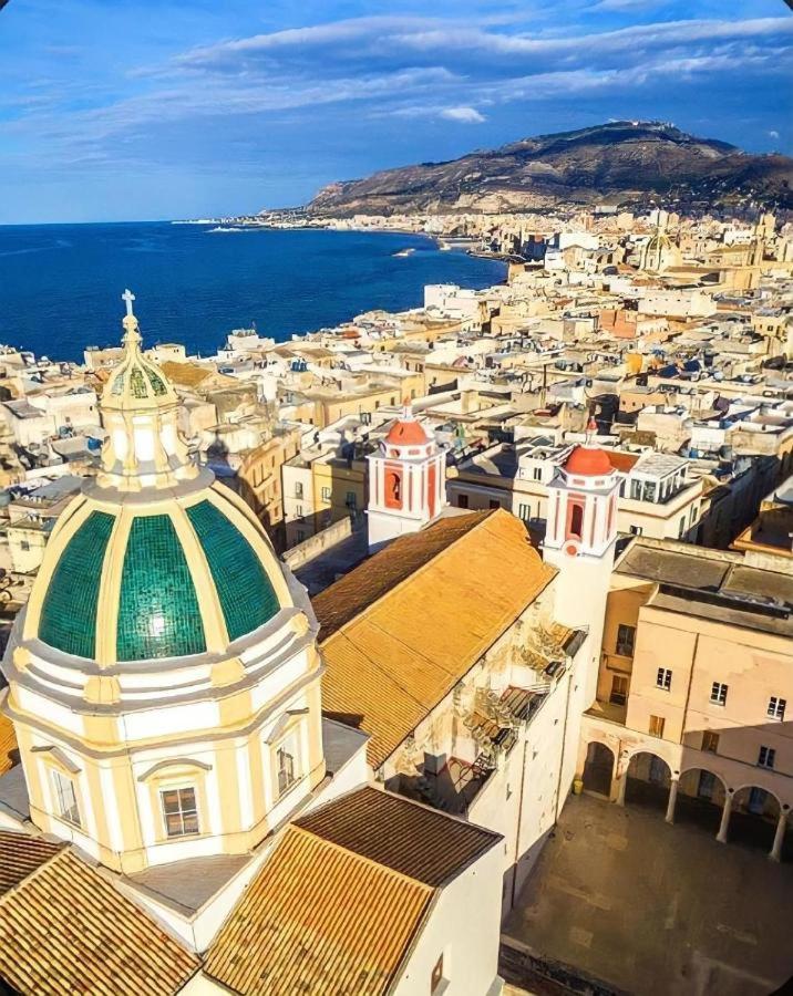Casa Vacanze Ulisse Trapani Exterior foto